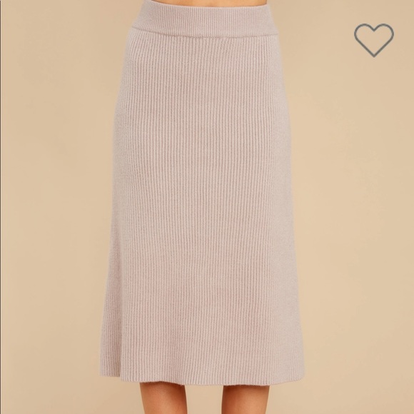 Red Dress Boutique Sweater Skirt - Picture 1 of 1